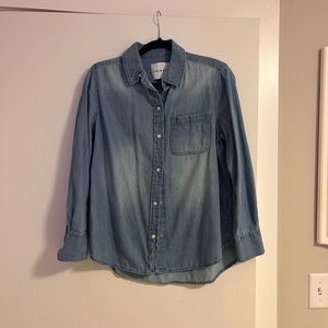 Light Blue Denim Button-Down Shirt - Women